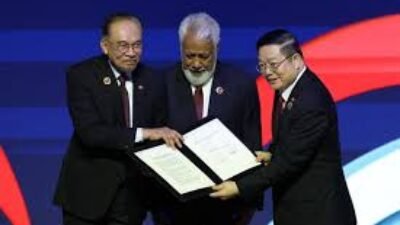 Strategi Menghadapi Tantangan Politik Transnasional yang Mengancam Ideologi dan Persatuan Bangsa Indonesia